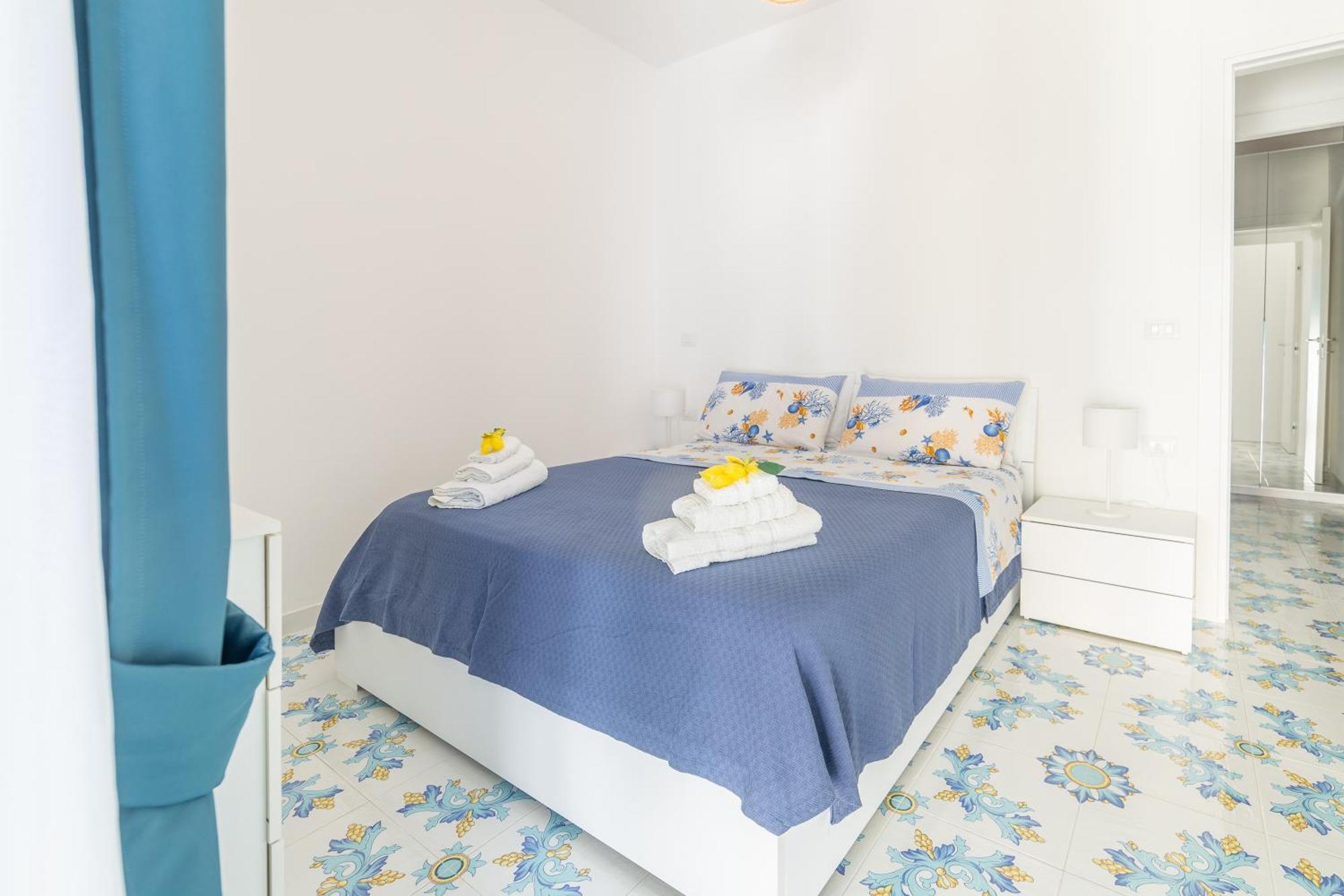 Maiori A Due Passi Dal Mare Apartment Luaran gambar